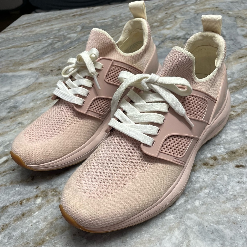 Tory Burch T Sock Runner Sneaker in Medowsweet Women’s size 10.5